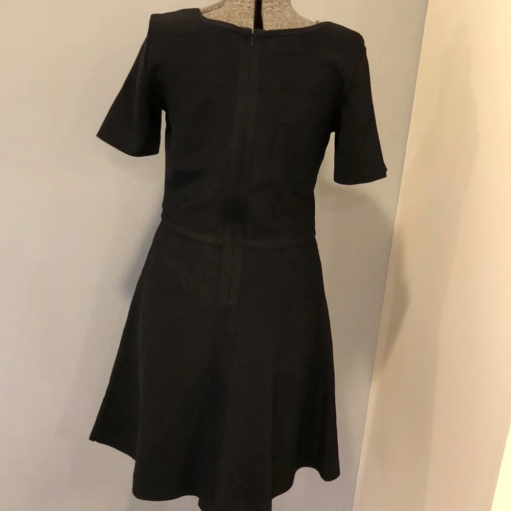 Med White House black market Black rayon dress - Picture 3 of 8